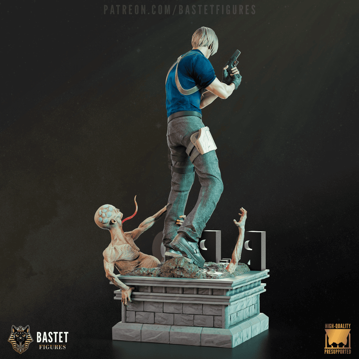Leon | Fan Sculpted Statue