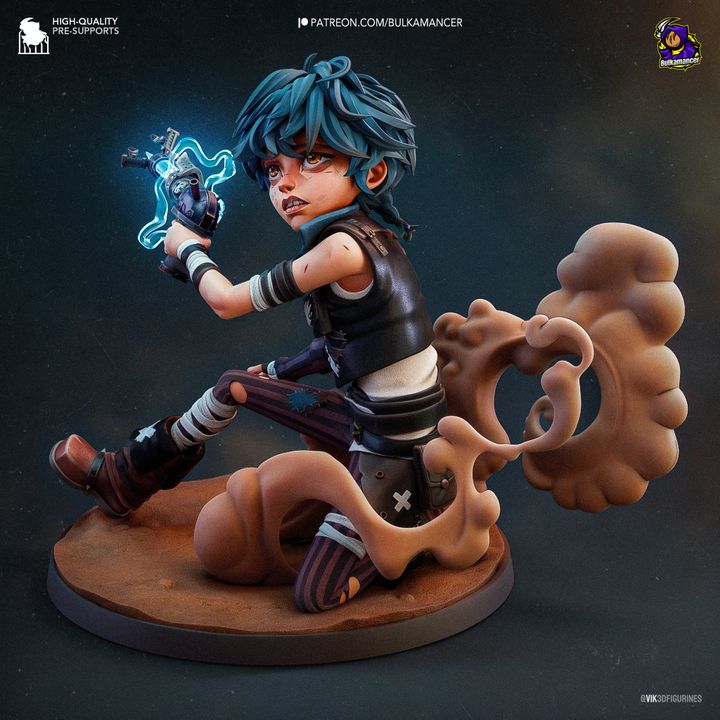 Isha | Fan Sculpted Statue