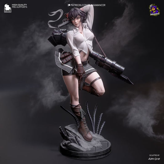 Lady | Fan Sculpted Statue