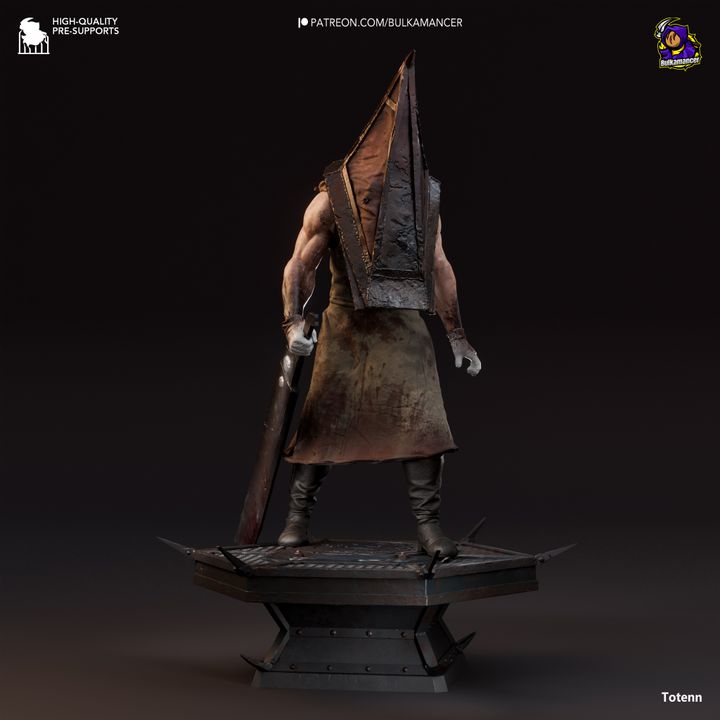 Pyramid Head | Fan Sculpted Statue
