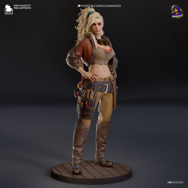 Gemma | Fan Sculpted Statue