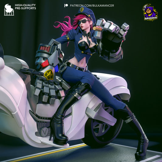 Officer Vi | Fan Sculpted Statue
