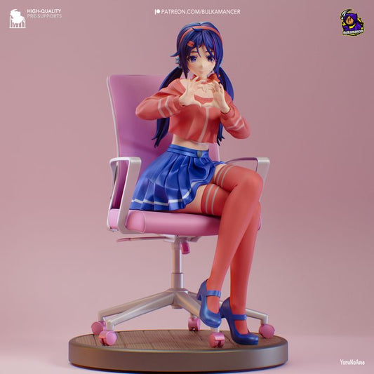 Mita | Fan Sculpted Statue